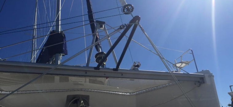 Leopard 44 Sporting the Trogear AS-40